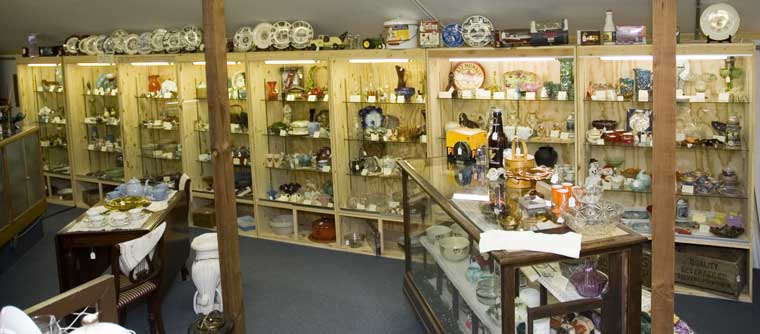 Egg Palace Antiques and Collectables
